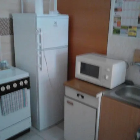 Toth Maganszallas アパート ハイデゥソボスロー